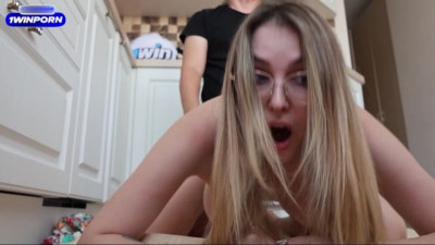 Big tits video with ingenious Sasha Paradise from Verified Amateurs